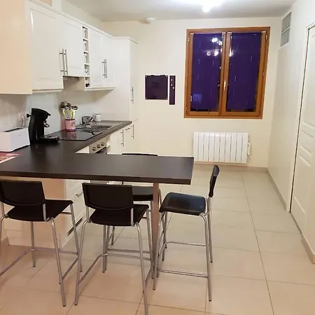 Duplex En Maison Individuelle De 70 M2avec Jardin * Viry-Chatillon